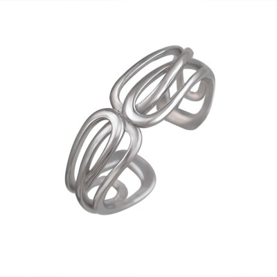 Кольцо из серебра 925 пробы цвет металла белый 1.60 гр. фото