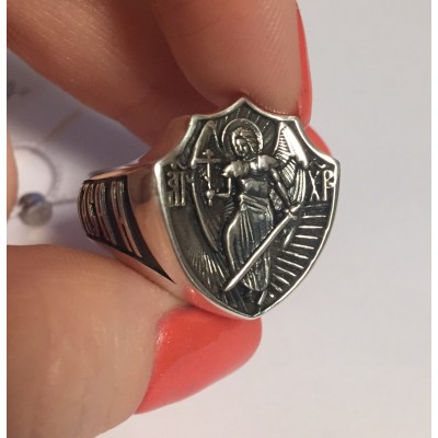 Мужской охранный перстень "Спаси и Сохрани" с изображением Ангела Хранителя из серебра 925 пробы с чернением фото