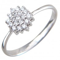 Благовидное кольцо с россыпью фианитов из серебра 925 пробы фото