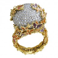 Невероятное кольцо из коллекции "Lakshmi" с бриллиантами и ювелирной эмалью из комбинированного золота 750 пробы фото