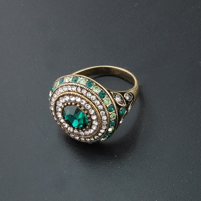 Сияющее кольцо с ювелирным стеклом, бижутерия фото
