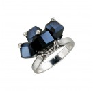 Завидное кольцо с подвесками-кубиками из коллекции "Хрусталь silver" из серебра 925 пробы