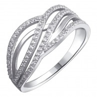 Впечатляющее кольцо с дорожками фианитов из серебра 925 пробы фото