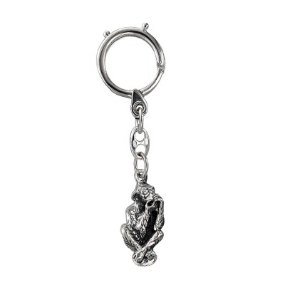 Впечатляющий брелок для ключей "Обезьяна - не скажу" из серебра 925 пробы с чернением в подарочном футляре фото