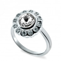 Кольцо с кристаллом Swarovski и цирконами из серебра 925 пробы фото