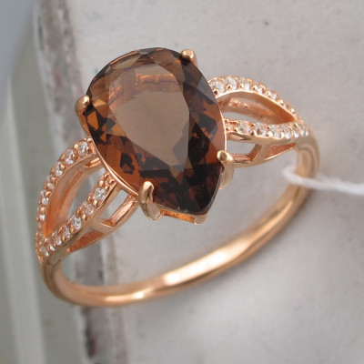 Подкупающее кольцо с фианитами и кристаллом из серебра 925 пробы с золочением фото
