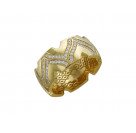 Переливающееся кольцо с бриллиантами из желтого золота 750 пробы