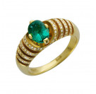 Элитное кольцо с бриллиантами и изумрудом из желтого золота 750 пробы