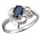 Симпатичное кольцо с сапфиром из серебра 925 пробы