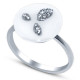 Кольцо с цирконами и керамикой из серебра 925 пробы цвет металла белый