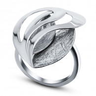 Кольцо из серебра 925 пробы цвет металла белый 5.16 гр. фото