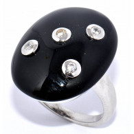 Кольцо с цирконами и ониксом из серебра 925 пробы фото