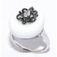 Кольцо с цирконом и ониксом из серебра 925 пробы цвет металла белый 7.24 гр.