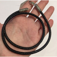 Черный кожаный шнурок с молитвой "Спаси мя" с концевиками из серебра 925 пробы с чернением фото