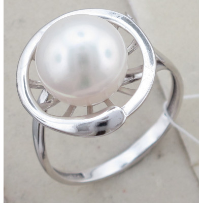 Кольцо с жемчугом из серебра 925 пробы фото
