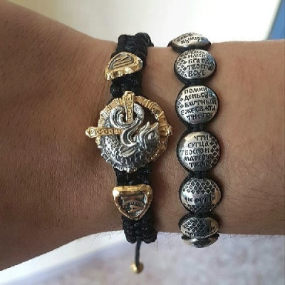 Черный православный браслет «Апостольский» с бусинами из серебра 925 пробы с позолотой фото