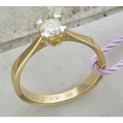 Кольцо с бриллиантом из желтого золота 750 пробы фото