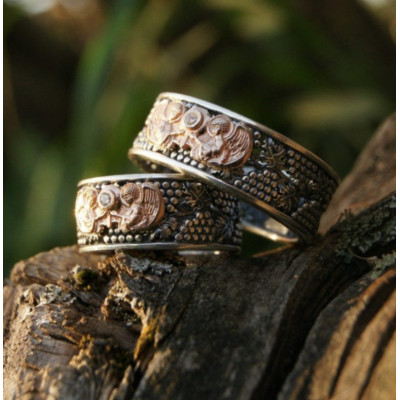Венчальное кольцо "И будут два одной плотью..." с бриллиантом с золотой накладкой из серебра 925 пробы фото