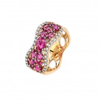 Кольцо с бриллиантом и рубином из комбинированного золота 750 пробы фото