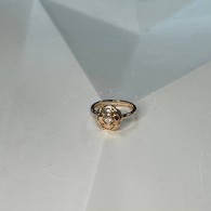 Кольцо с фианитом из красного золота 585 пробы фото