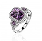 Кольцо с аметистом и бриллиантом из белого золота 750 пробы