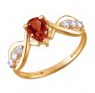 Кольцо с гранатом и  фианитом из красного золота 585 пробы