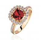 Кольцо с гранатом и  фианитом из красного золота 585 пробы