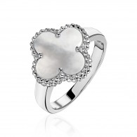 Кольцо с перламутром из белого золота 585 пробы фото