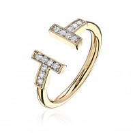 Кольцо с фианитом из желтого золота 375 пробы фото