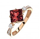 Кольцо с гранатом и  фианитом из красного золота 585 пробы