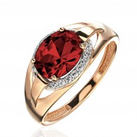 Кольцо с гранатом и  фианитом из красного золота 585 пробы фото