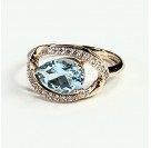 Кольцо с топазом и  фианитом из красного золота 585 пробы