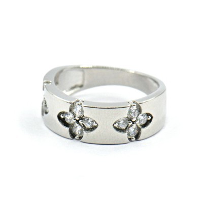 Кольцо с цирконом фото