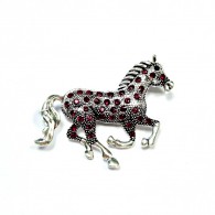 Броши и булавки с кристаллом фото