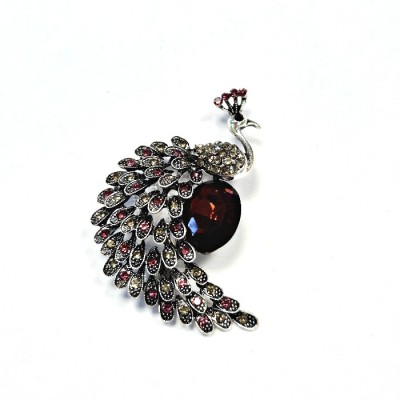 Броши и булавки с кристаллом фото