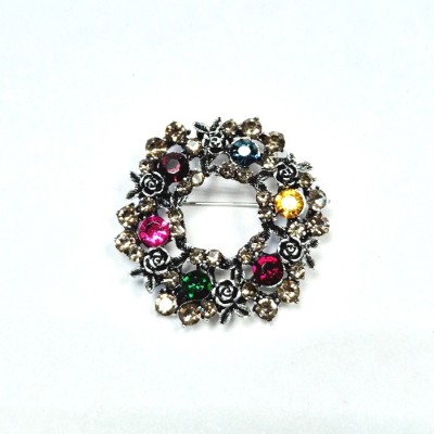 Броши и булавки с цирконом и кристаллом фото