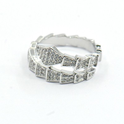 Кольцо с цирконом фото