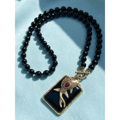 Колье с агатом, ониксом и эмалью фото