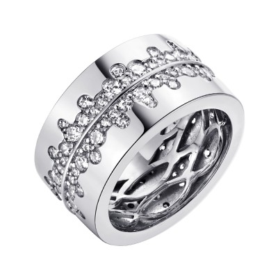 Кольцо с цирконом из серебра 925 пробы фото