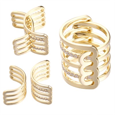 Кольцо с цирконом из серебра 925 пробы фото