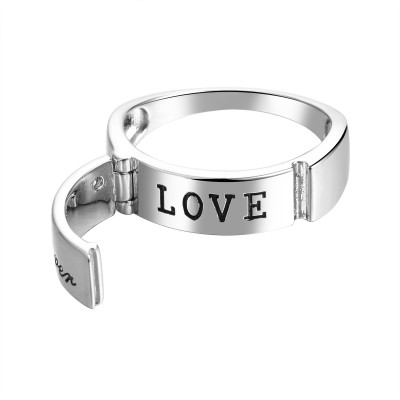 Кольцо с цирконом и эмалью из серебра 925 пробы фото