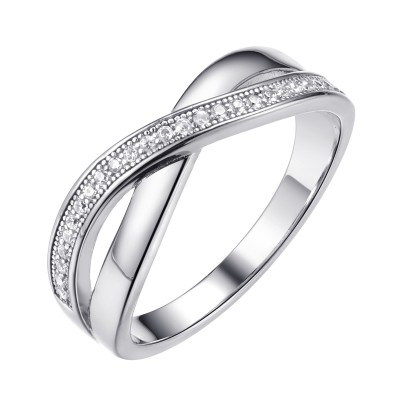 Кольцо с цирконом из серебра 925 пробы фото