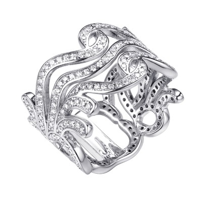 Кольцо с цирконом из серебра 925 пробы фото