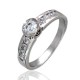 Модное помолвочное кольцо с фианитами из серебра 925 пробы